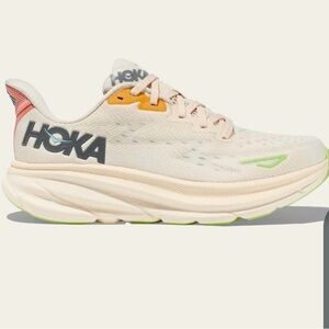 Hoka Clifton 9’s